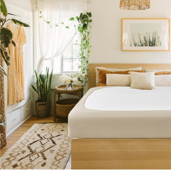 Box Spring Cover - Picture 4 of 10